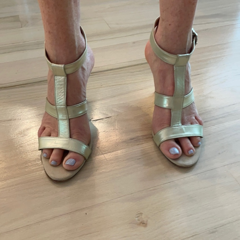 Gold strappy leather wedge